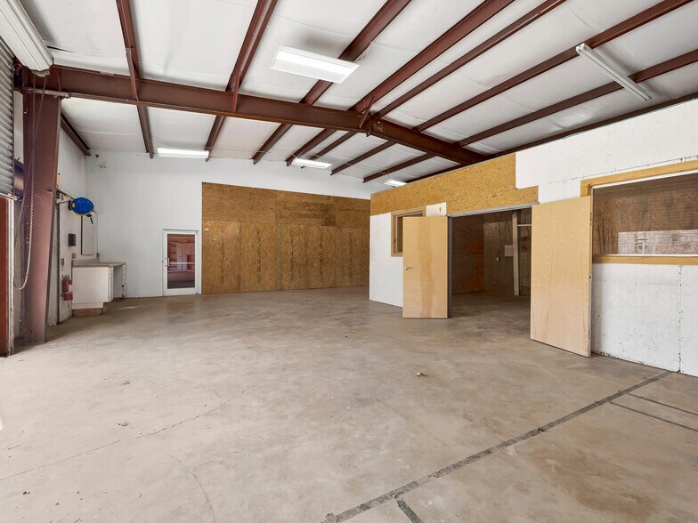 More Photos Of 82 Old Mars Hill Hwy, Weaverville Flex For Lease