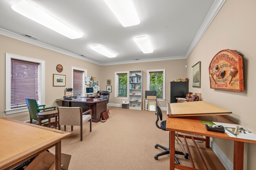 More Photos Of 811 W 8th St, Winston-Salem Warehouse For Sale