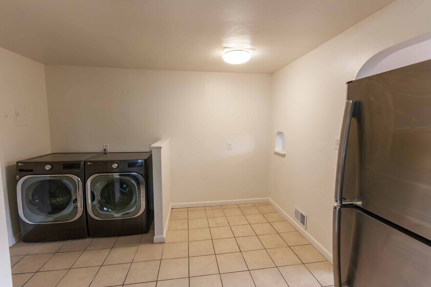 More Photos Of 705 N Highway 287, Fort Collins Apartments For Sale