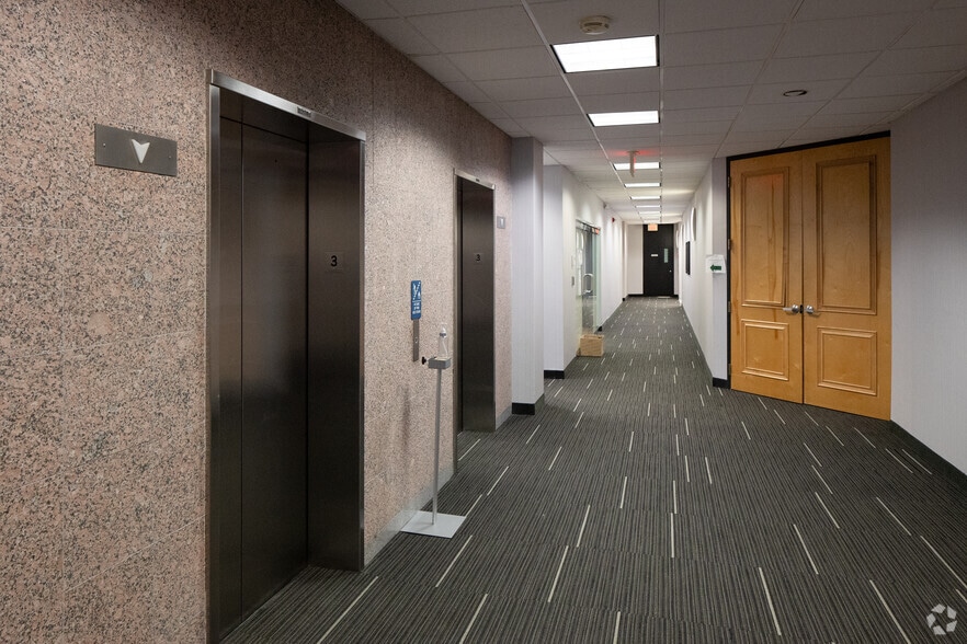 More Photos Of 645 Martinsville Rd, Bernards Township Office For Lease