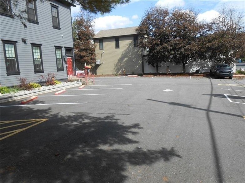 More Photos Of 1000 Becks Run Rd, Pittsburgh Freestanding For Lease