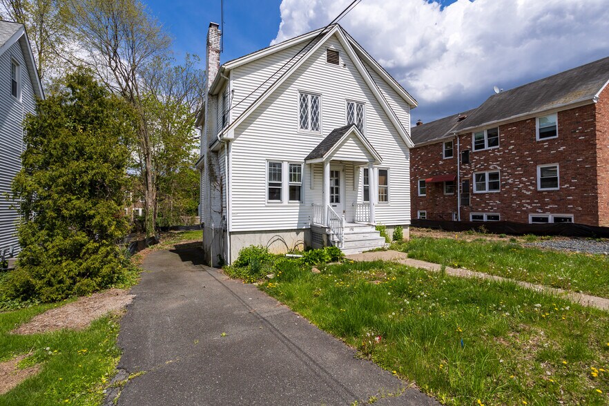 More Photos Of 350 Main St, Chatham Office Residential For Sale