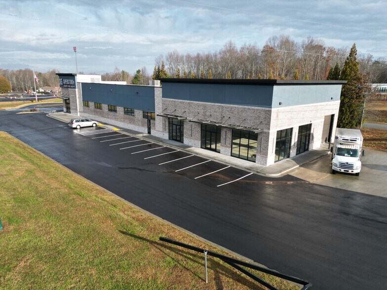 More Photos Of 3840 State Rte 365, Alto Storefront For Lease