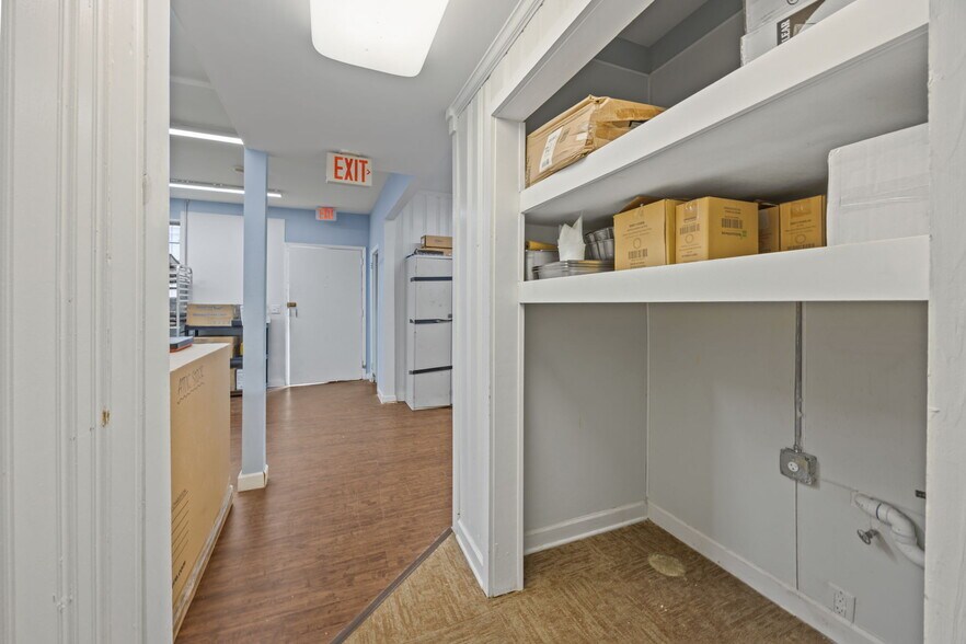 More Photos Of 112 Bull St, Charleston Office Residential For Sale
