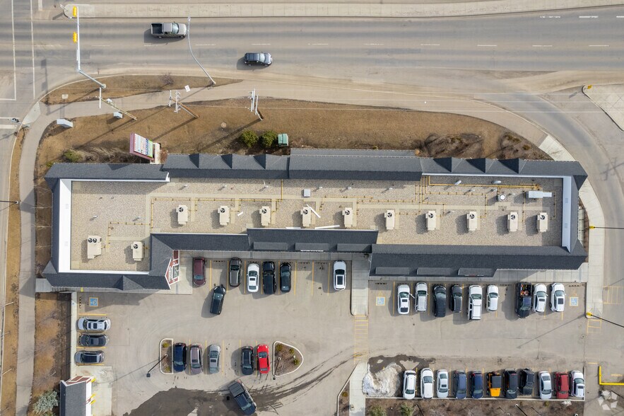 More Photos Of 800 Yankee Valley Blvd SW, Airdrie Storefront Retail Office For Lease