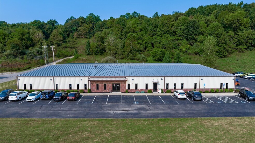 Primary Photo Of 61501 Southgate Rd, Cambridge Office For Lease