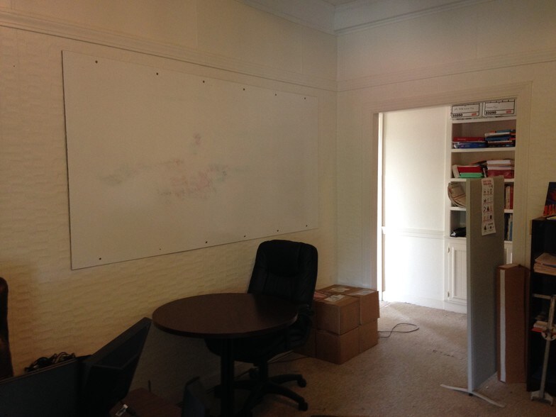 More Photos Of 635 E Bay St, Charleston Office Residential For Lease