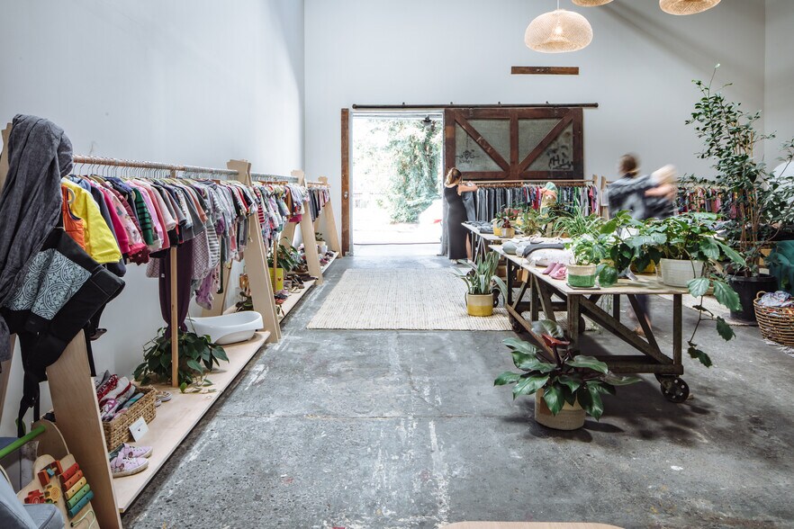 More Photos Of 429 1st St, Petaluma Office For Lease