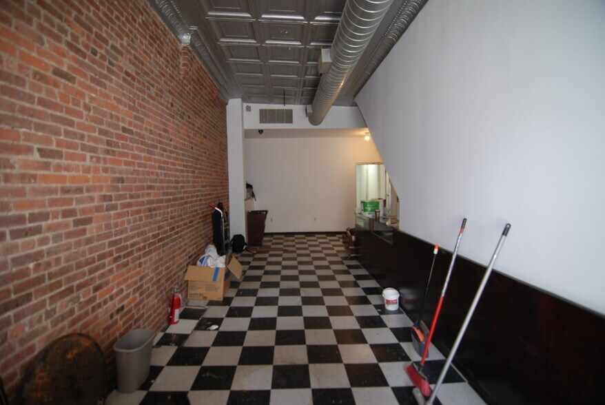 More Photos Of 19 Essex St, New York Storefront Retail Residential For Lease