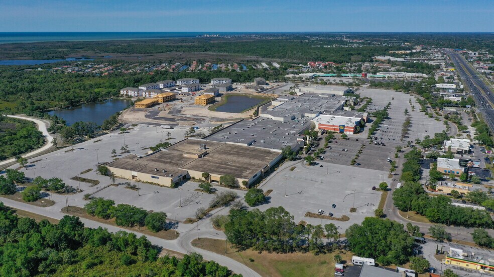More Photos Of 9409 Us Highway 19, Port Richey Unknown For Lease