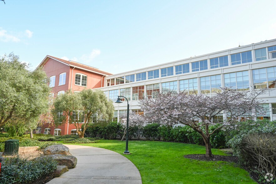 More Photos Of One Letterman Dr, San Francisco Loft Creative Space For Lease