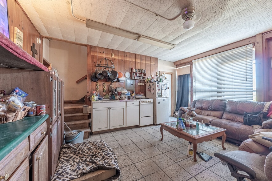 More Photos Of 160 W Haines Blvd, Lake Alfred Self Storage For Sale