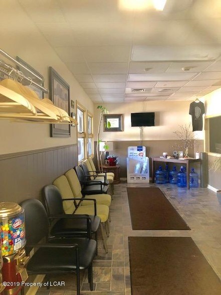 More Photos Of 1730 E Broad St, Hazleton Medical For Sale