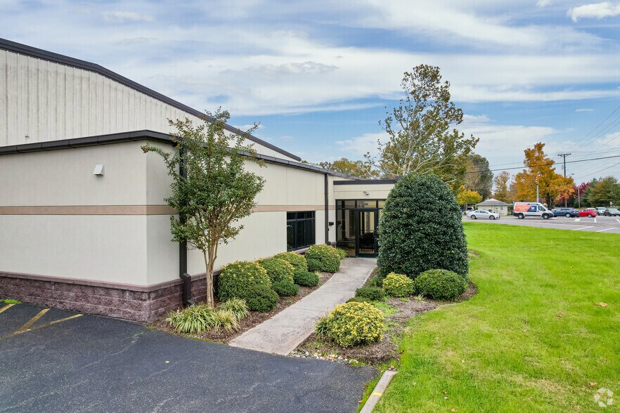 More Photos Of 777 Emory Valley Rd, Oak Ridge Office For Lease