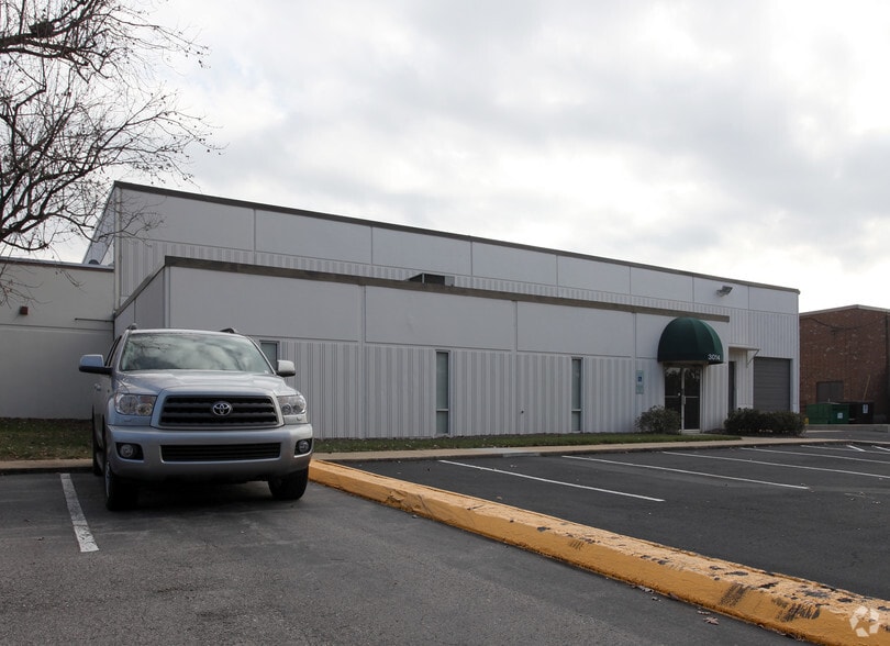 More Photos Of 3014 Industrial Dr, Raleigh Warehouse For Lease