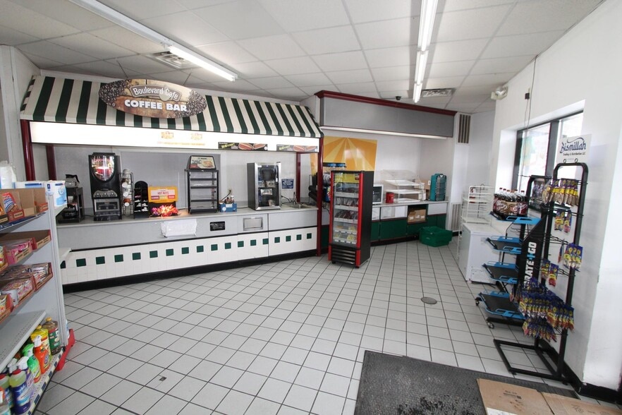 More Photos Of 600 Milwaukee Rd, Clinton Service Station For Sale