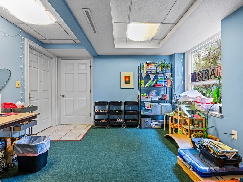 More Photos Of 77 Central Ave, Asheville Office For Sale