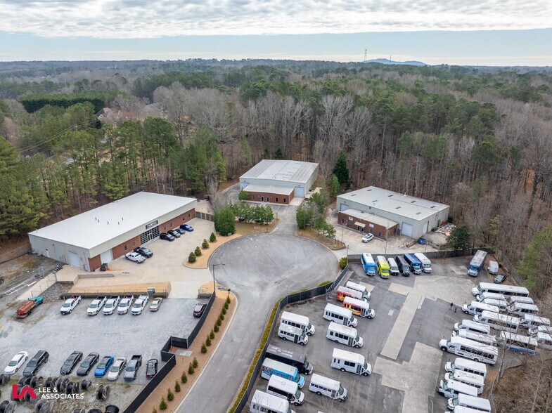 More Photos Of 121 Holt Industrial Cir, Acworth Warehouse For Sale