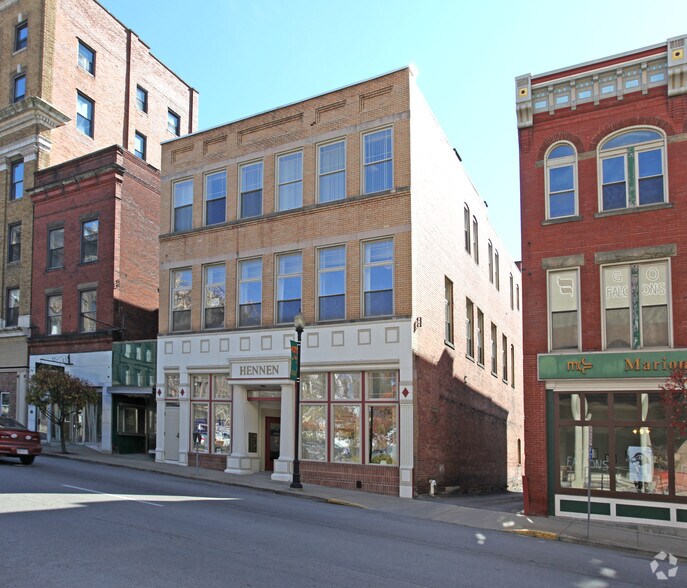 Primary Photo Of 118 Adams St, Fairmont Medical For Lease