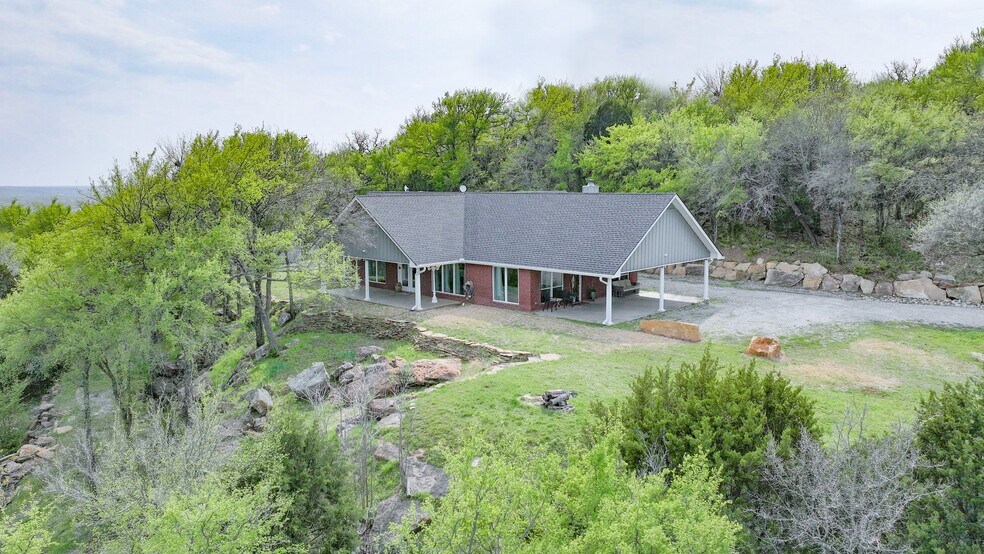 More Photos Of 1111 Brazos Dr, Mineral Wells Trailer Camper Park For Sale