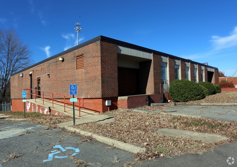 Primary Photo Of 3146 Starlight Dr, Winston-Salem Industrial For Lease