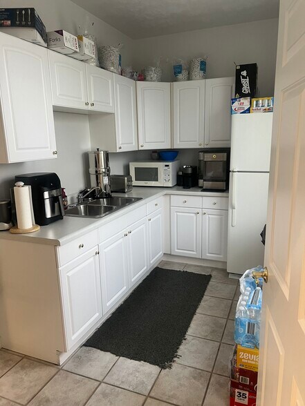 More Photos Of 9537 S 700 E, Sandy Office For Sale