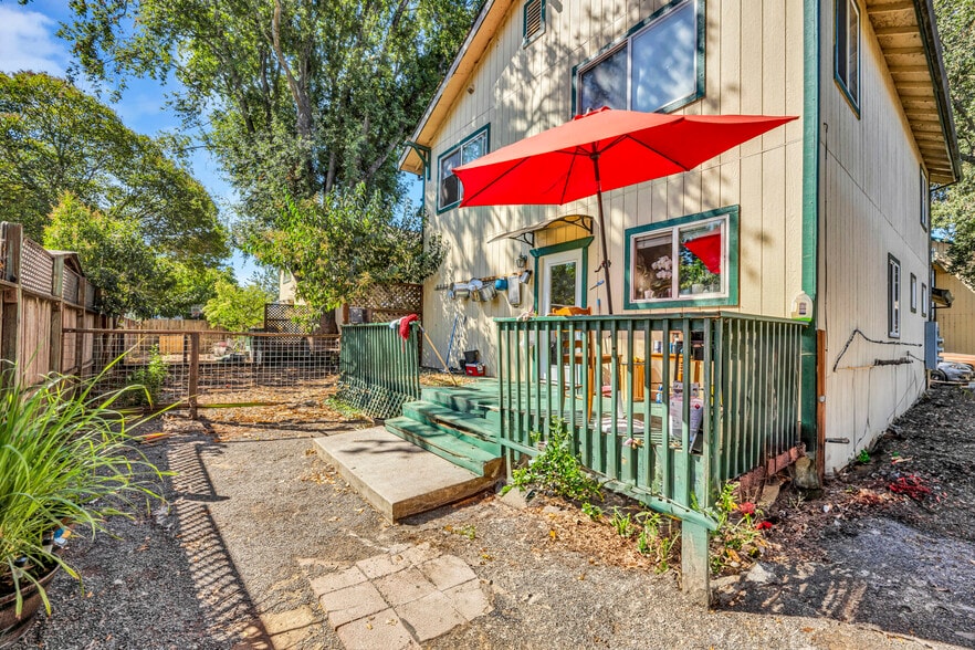 More Photos Of 1404 Slater St, Santa Rosa Apartments For Sale
