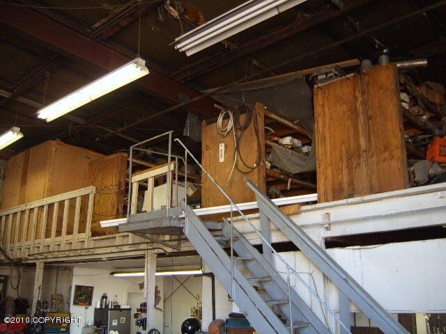 More Photos Of 2014 N Post Rd, Anchorage Warehouse For Lease