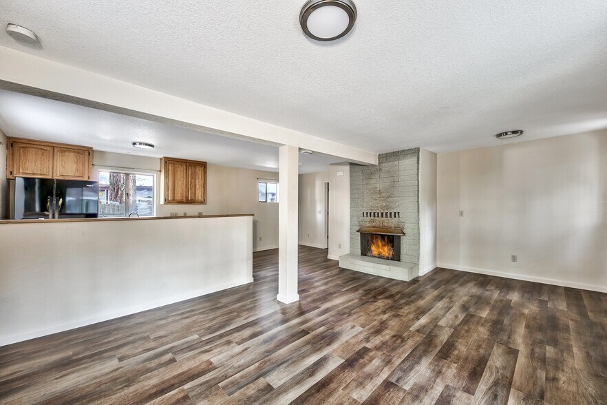 More Photos Of 1036 Moss Rd, South Lake Tahoe Apartments For Sale