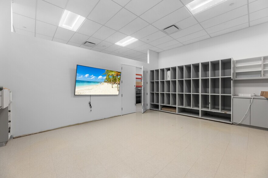 More Photos Of 500 Frank W Burr Blvd, Teaneck Office For Lease