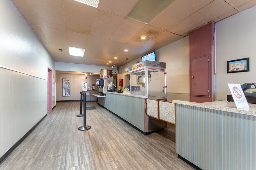More Photos Of 250 Main St, Lander Theater Concert Hall For Sale