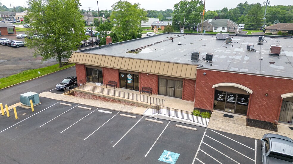 More Photos Of 2031 N Broad St, Lansdale Medical For Sale