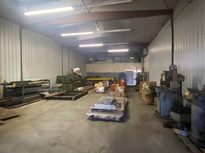 More Photos Of 420 W Main St, Coleman Industrial For Sale