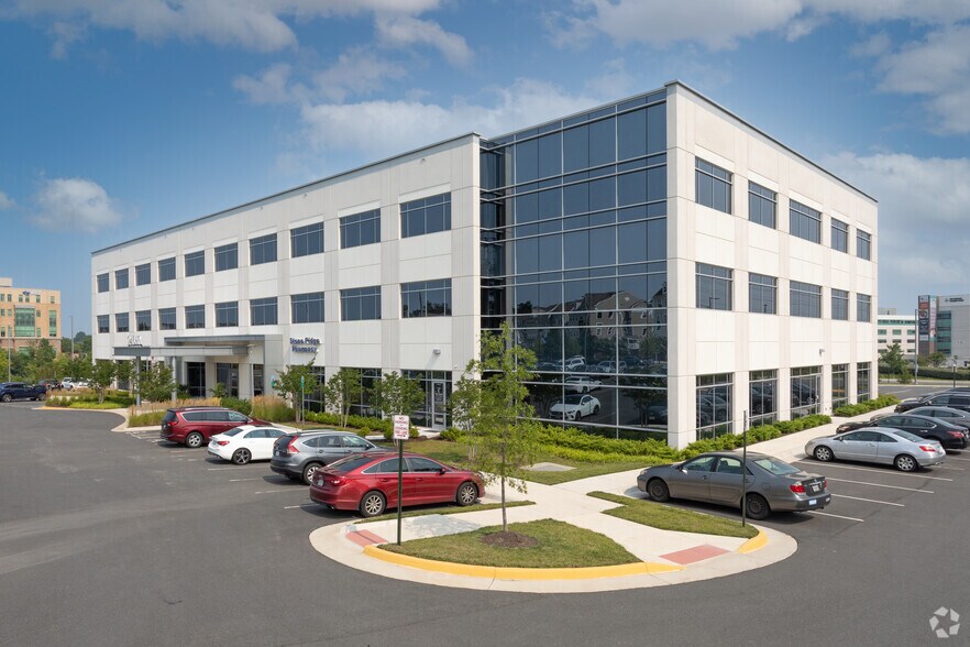 More Photos Of 24560 Southpoint Dr, Aldie Medical For Lease