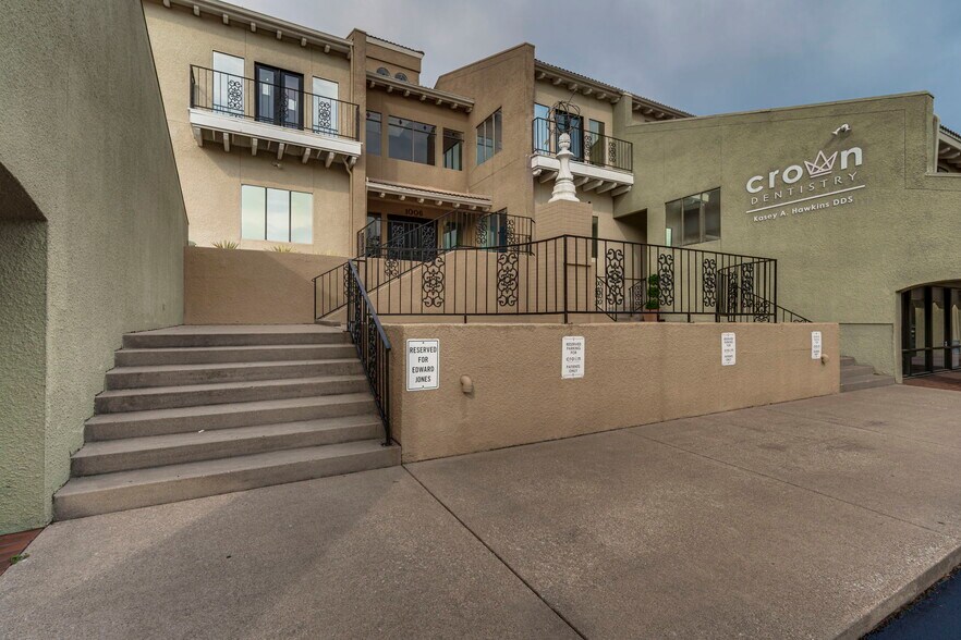 More Photos Of 1004 N Bowen Rd, Arlington Medical For Lease