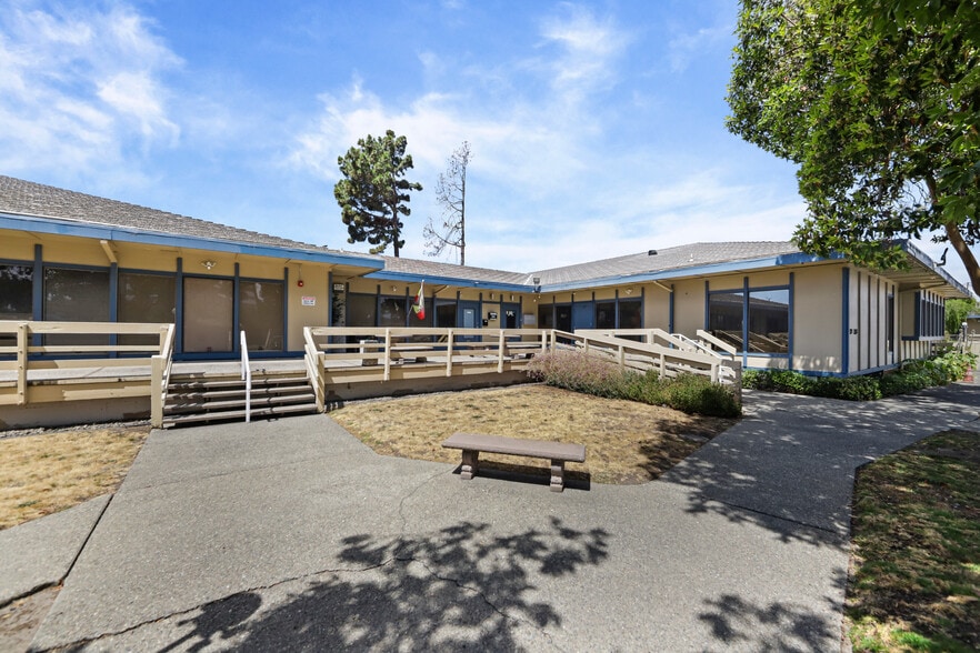 More Photos Of 300 Pendleton Way, Oakland Office For Sale