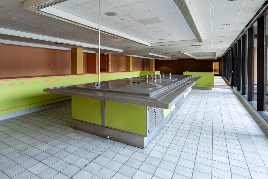 More Photos Of 44 Inverness Center Pky, Birmingham Unknown For Lease