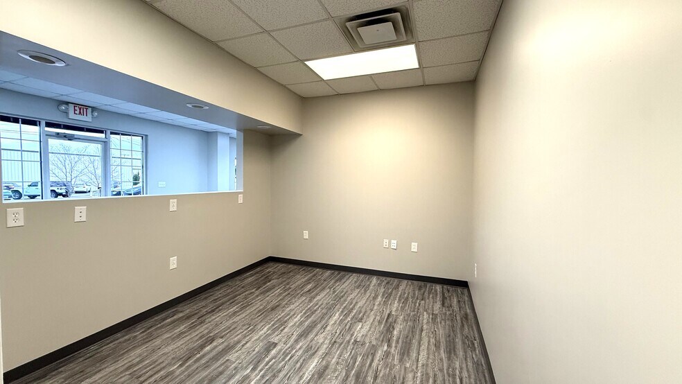 More Photos Of 154 W Park Ct, Talbott Industrial For Lease