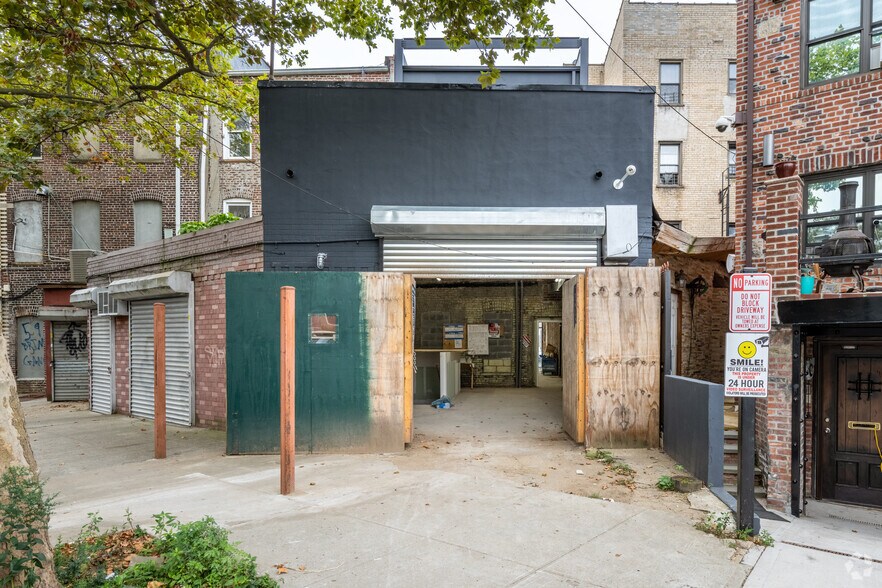 More Photos Of 1797 Flatbush Ave, Brooklyn Storefront Retail Residential For Lease