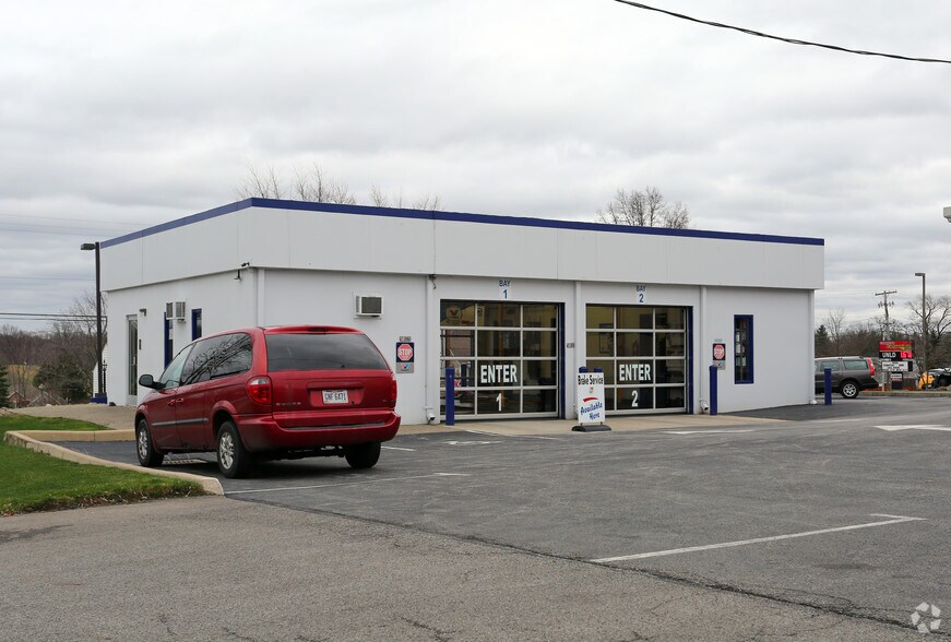 More Photos Of 4877 Mahoning Ave, Warren Auto Repair For Lease
