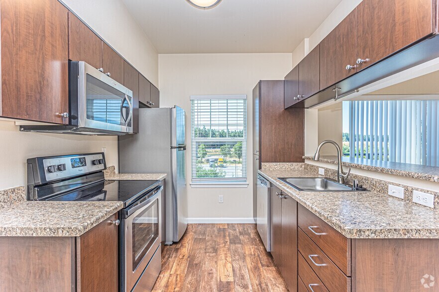 More Photos Of 1430 Wilmington Dr, Dupont Apartments For Lease