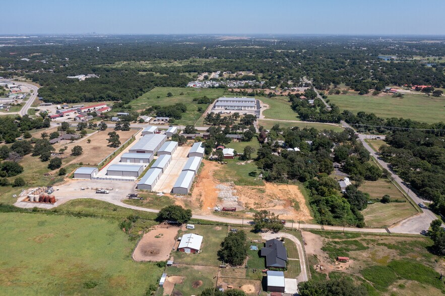 More Photos Of 5790 Rendon Bloodworth Rd, Fort Worth Industrial For Lease