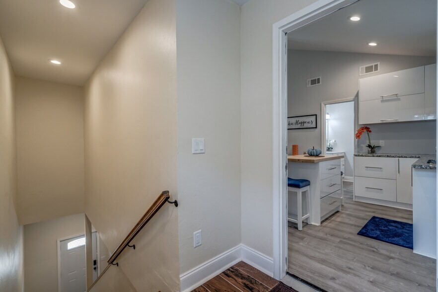 More Photos Of 12204 E County Road 76, Coyle Specialty For Sale