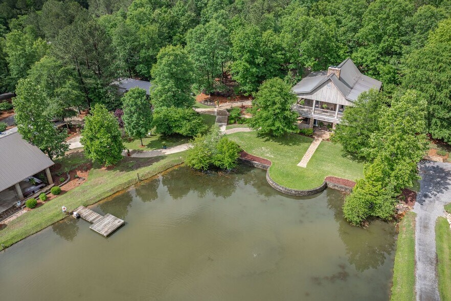 More Photos Of 1530 Buck Hill Rd, Ridgeway Industrial For Sale