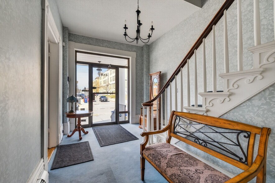 More Photos Of 446 County St, New Bedford Office For Sale