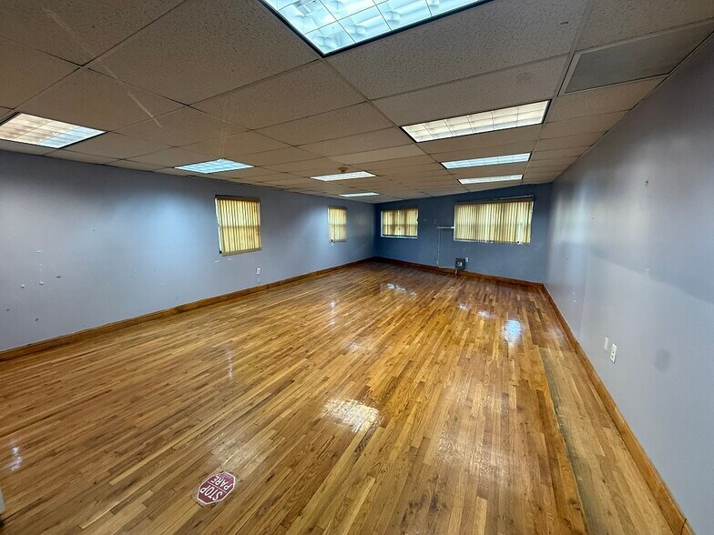 More Photos Of 279 E Burnside Ave, Bronx Land For Sale