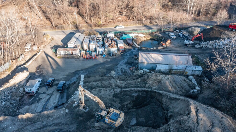 More Photos Of 18 Plumtrees Rd, Danbury Land For Sale