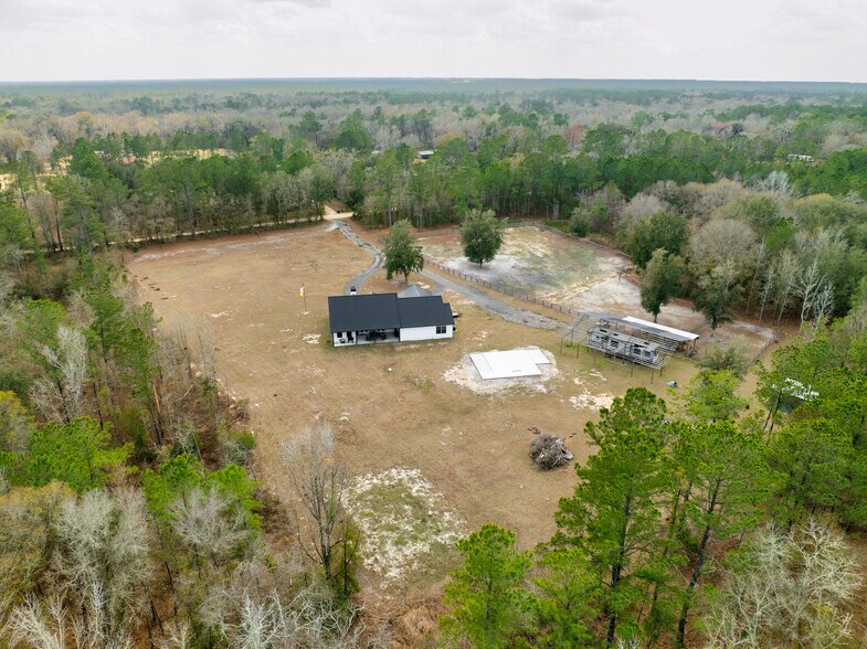 More Photos Of 6012 Long Branch Rd, Jacksonville Horse Stables For Sale