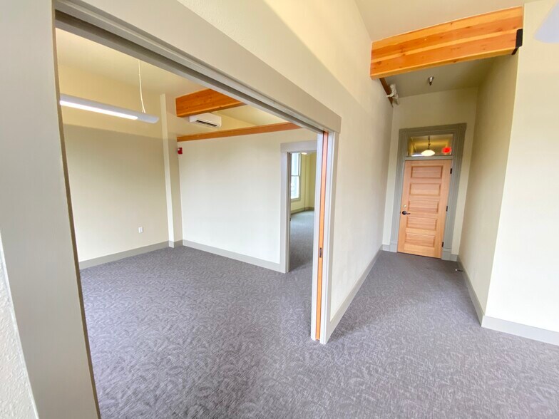 More Photos Of 205 SE Grand Ave, Portland Office For Lease