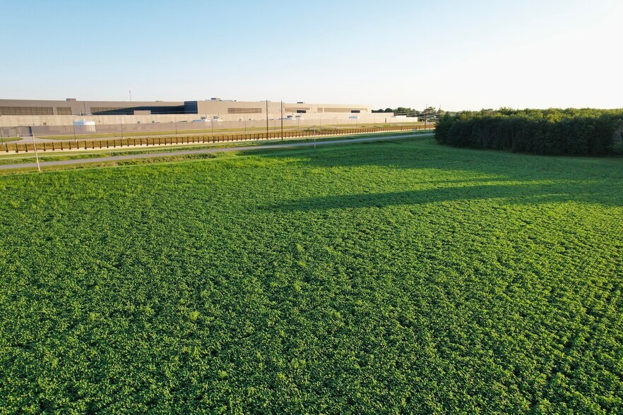 More Photos Of 5096 NE 62nd Ave, Altoona Land For Sale